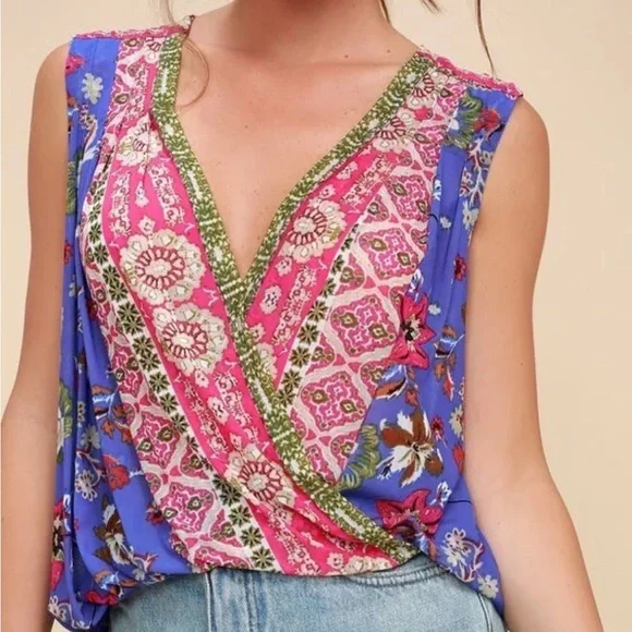 Free People Bohemian Havana Floral Sleeveless Surplice Tank size XS - Picture 3 of 8